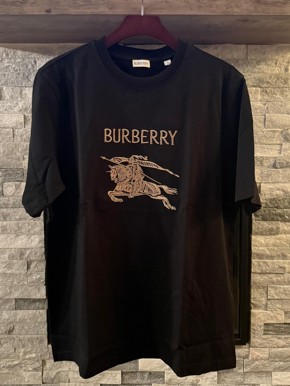 Burberry Horse Logo Embroidered T-Shirt Black Size L Like New